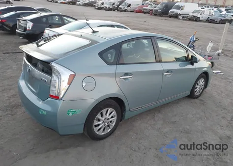 2013 Toyota Prius Plug-In из США, поврежденный, VIN JTDKN3DP7D3042320